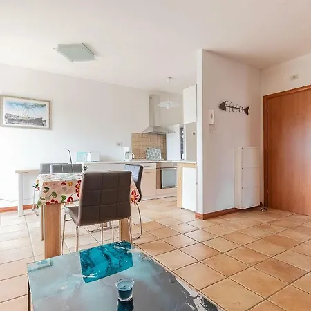 Iva Apartman *